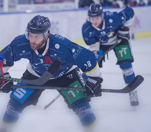 HEIM-DERBY: Adler Kitzbühel bitten Zeller Eisbären zum Tanz